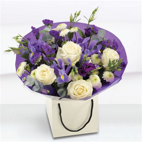 Florists in redcar We offer a funeral flowers delivery service in Redcar